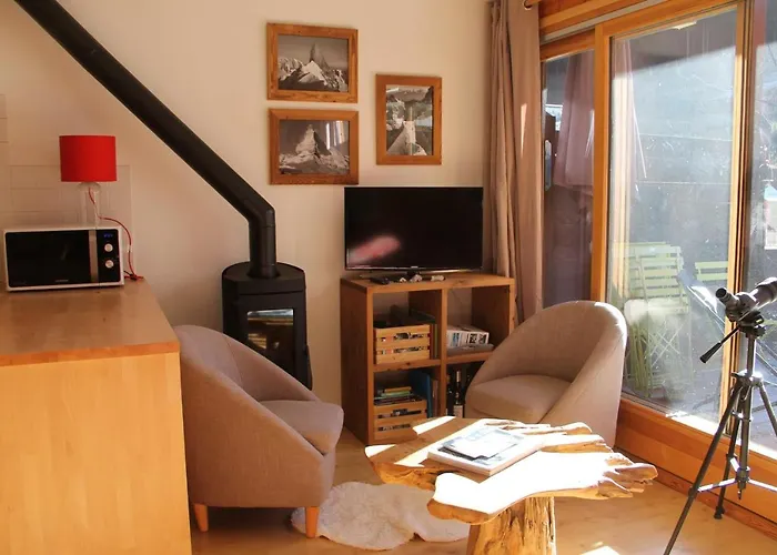 Comfortable With Terrace In *