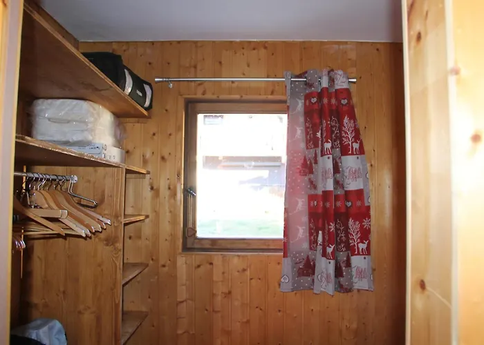 Comfortable With Terrace In Apartament *